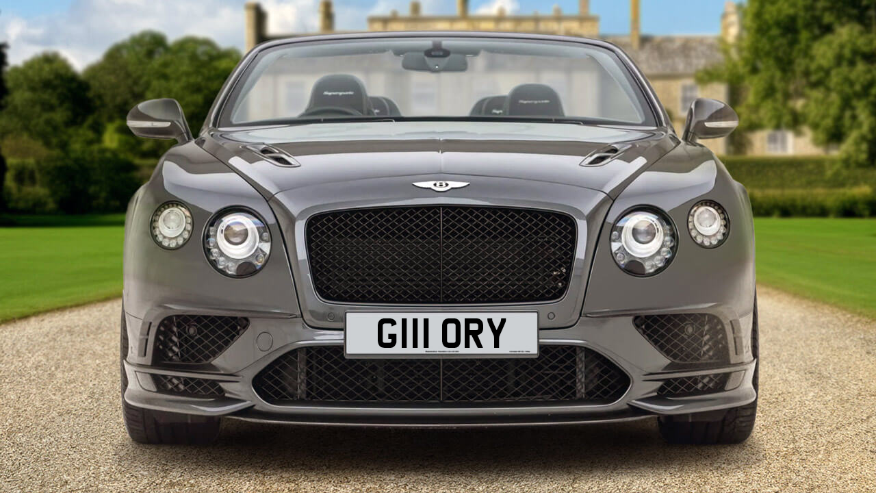 Car displaying the registration mark G111 ORY